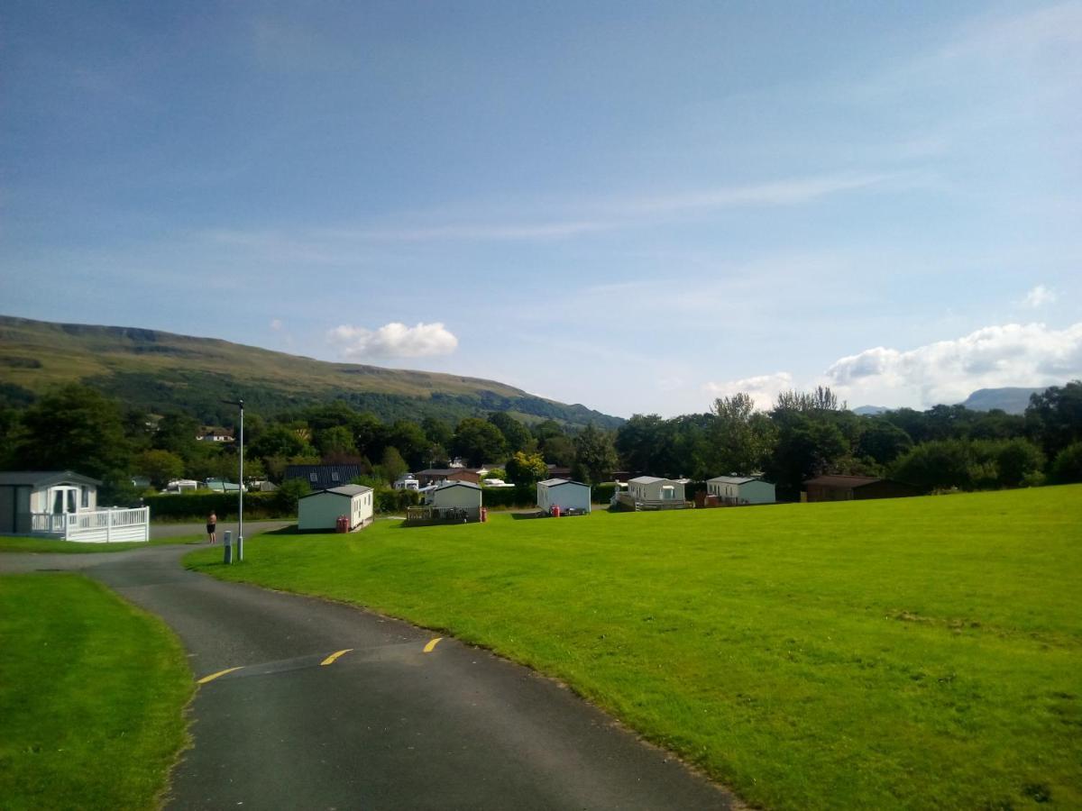 Campsie Glen Holiday Park Fintry Екстер'єр фото
