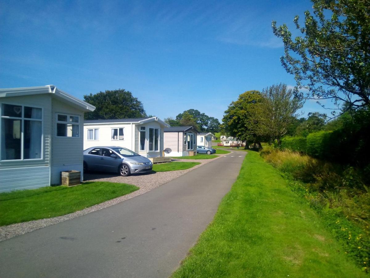Campsie Glen Holiday Park Fintry Номер фото