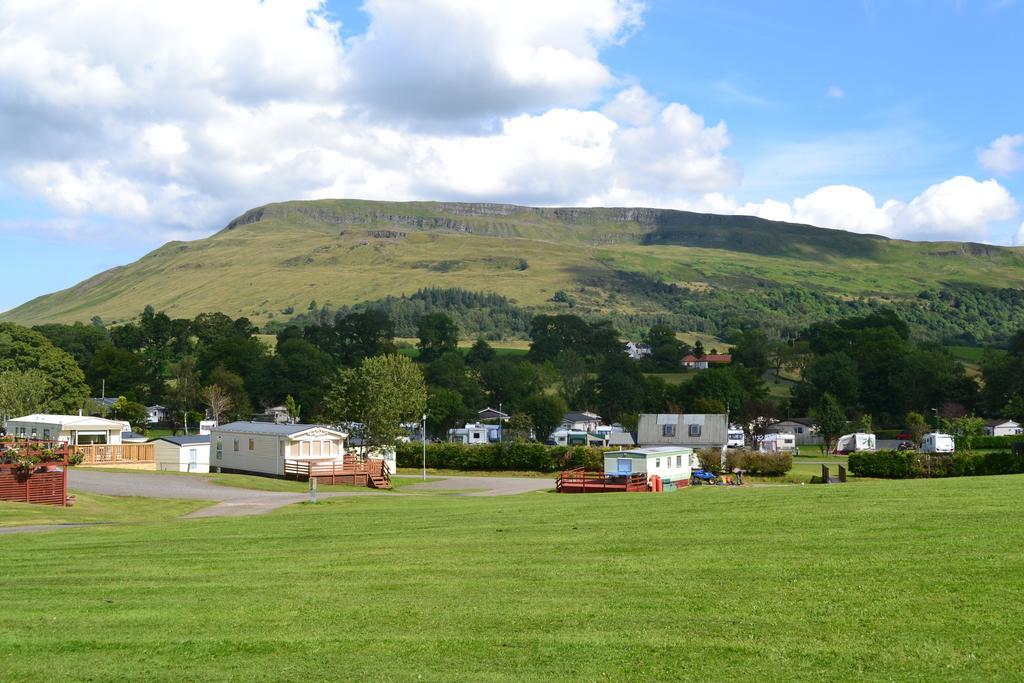 Campsie Glen Holiday Park Fintry Екстер'єр фото